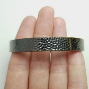 Vintage Dark Gray Silver Tone Hammered Texture Surface Bangle Bracelet, Stacking
